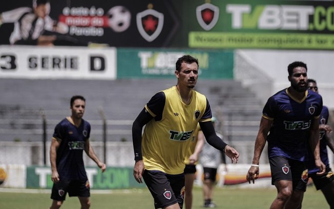 Botafogo-PB e Nacional de Patos duelam pela liderança do Campeonato Paraibano