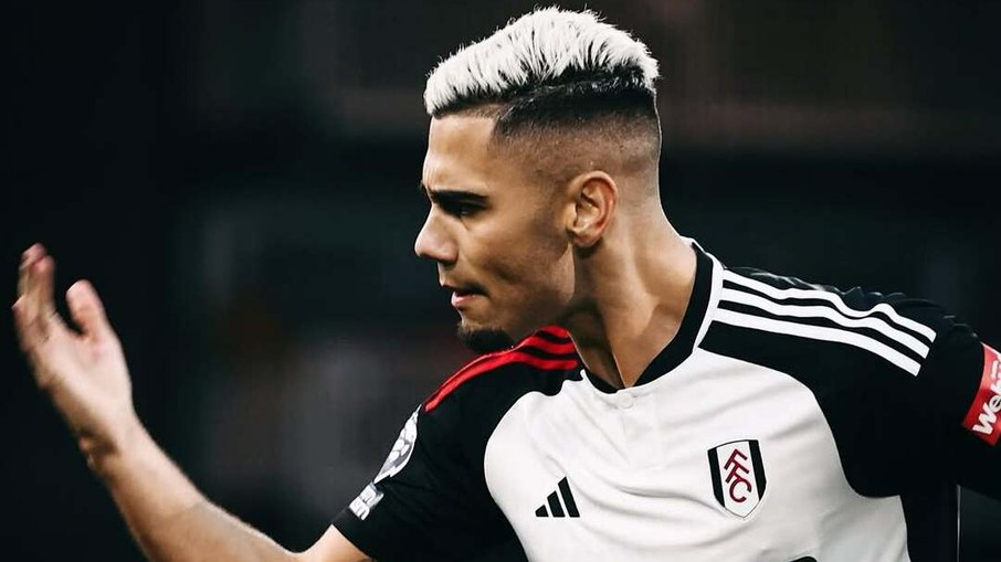 Andreas Pereira, do Fulham, despertou interesse ao Palmeiras