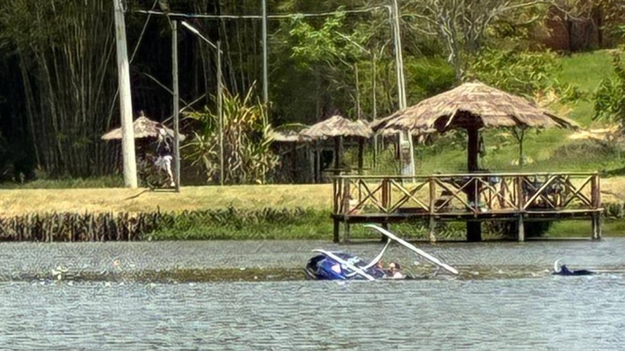 Ninguém morreu no acidente Ninguém morreu no acidente