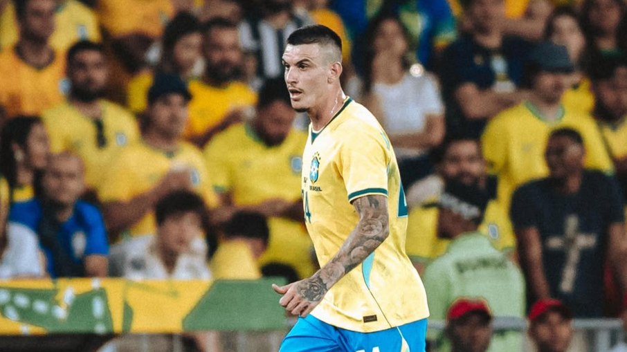 Ibañez foi titular contra o Marrocos Ibañez foi titular contra o Marrocos