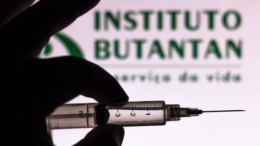 CoronaVac será integrada ao Plano Nacional de Imunização — a data de início da vacinaçao ainda não foi definida 