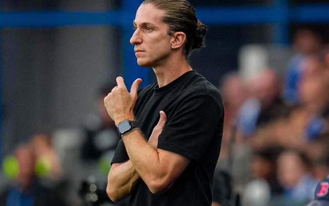 Jogadores do Monaco logo após o apito final do jogo contra o Strasbourg 