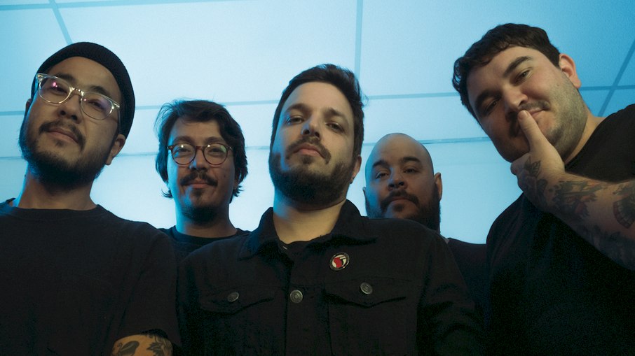 Clássico de Adriana Calcanhoto ganha releitura da banda Metade de Mim Clássico de Adriana Calcanhoto ganha releitura da banda Metade de Mim