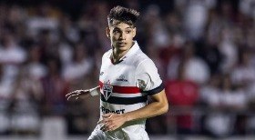 Navarro se pronuncia após acusar Bobadilha de xenofobia