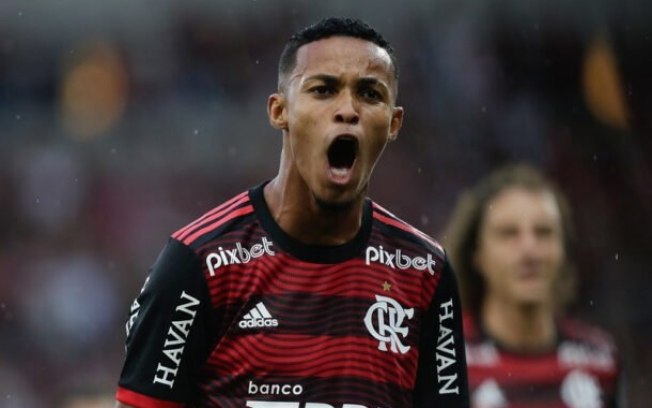 Lázaro está próximo de voltar ao futebol brasileiro, desta vez para o Palmeiras