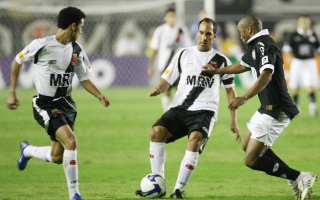 Edmundo e Wagner Diniz foram os grandes destaques da goleada de 2008 
