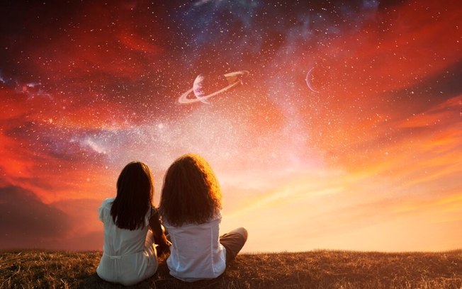 Feliz Dia das Mães: Como a Astrologia pode ajudar na sua relação