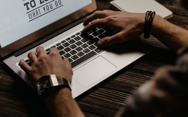 Negcios digitais: consultor estuda mudanas causadas pela tecnologia