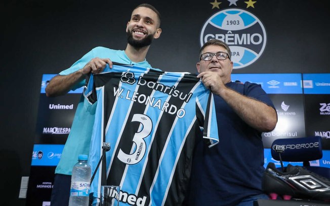 Fábio Mota alfinetou o Grêmio após jogo pelo Brasileirão Fábio Mota alfinetou o Grêmio após jogo pelo Brasileirão