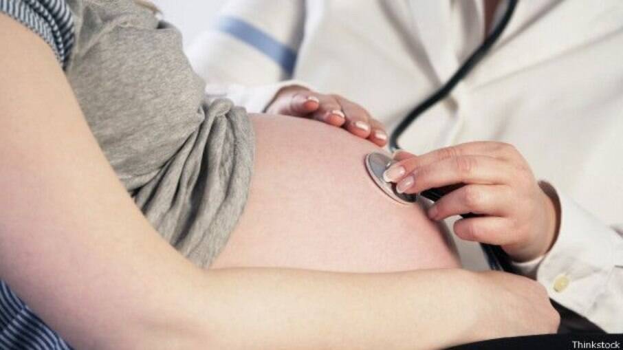 Saúde revoga resolução que falava em 'garantir direito ao aborto legal'