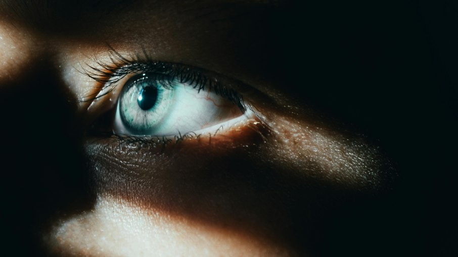 A ceratopigmentação foi desenvolvida, inicialmente, para tratamento dos olhos
