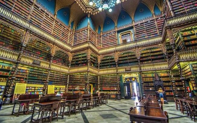 Real Gabinete Português de Leitura encanta com bela arquitetura