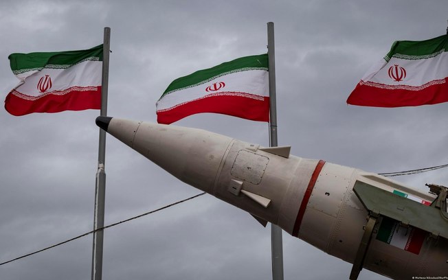 Complexos nucleares iranianos voltam ao foco internacional em meio a dúvidas sobre o paradeiro de material enriquecido Complexos nucleares iranianos voltam ao foco internacional em meio a dúvidas sobre o paradeiro de material enriquecido