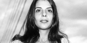 Morre Claudia Savaget, cantora de voz grave que marcou a MPB