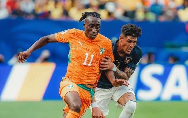 Diamondé explorou bastante duelos contra o lateral equatoriano Hincapié