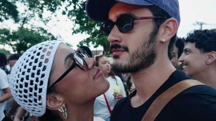 Filipe Bragança assume romance com colega de "Coração Acelerado"