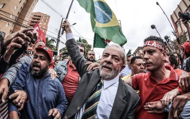 Ainda que não seja oficializada, a série de visitas às capitais nordestinas deverá servir para a campanha presidencial de Lula em 2018