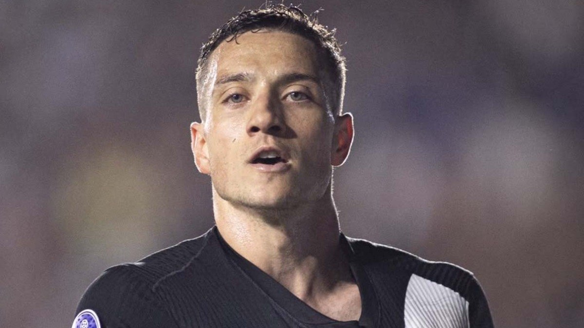 Vasco%20vence%20Santa%20Fe%20e%20avan%C3%A7a%20%C3%A0%20semifinal%20da%20Sul-Americana