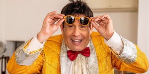 Sergio Mallandro mostra bastidores ao se fantasiar de Dummy