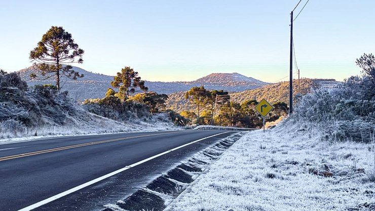 RS marca menor temperatura do ano com -4,8ºC
nesta quinta (25)