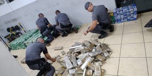 Trio é preso em SP com mais de 1 tonelada de drogas