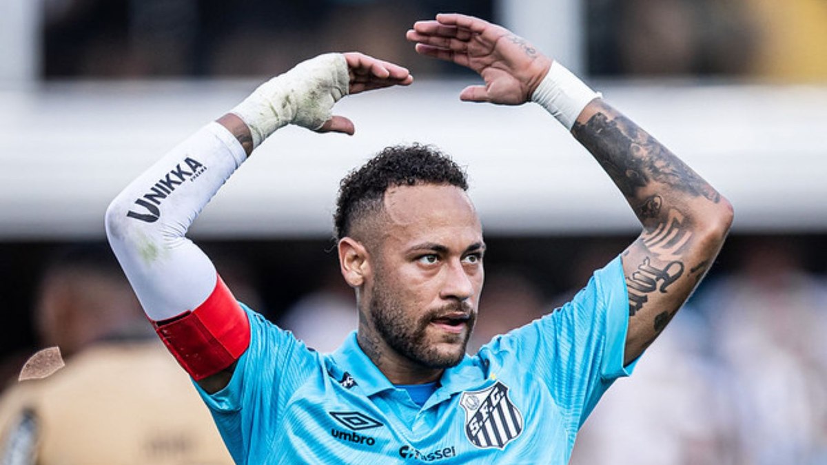 Dublador revela o que Neymar disse à arbitragem antes de expulsão