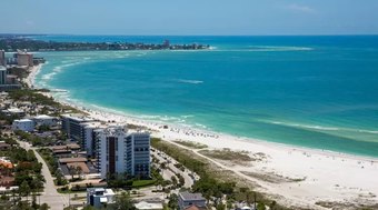 Conheça Sarasota, praia com areia mais branca e fina do mundo