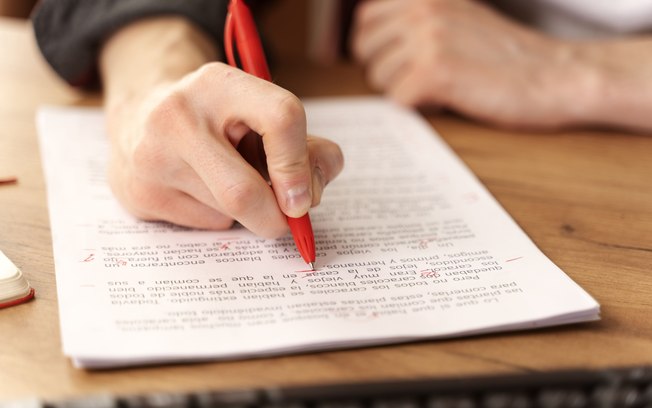 Tradução de documentos oficiais possui trâmites específicos