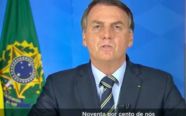 Bolsonaro em pronunciamento no Facebook