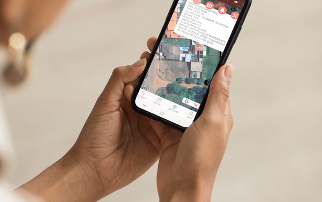 Empresa brasileira usa tecnologia 4G para rastrear pets