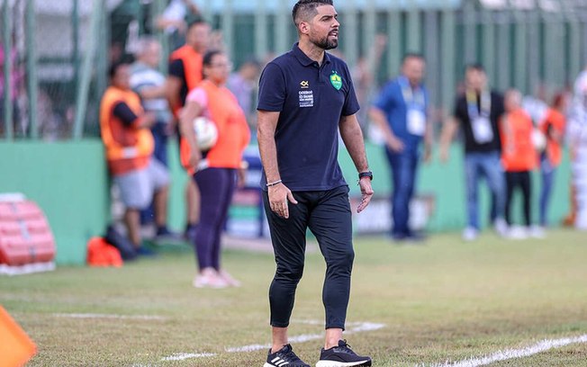 Corinthians acerta dívida com o Cuiabá, que libera o treinador António Oliveira para o Timão 