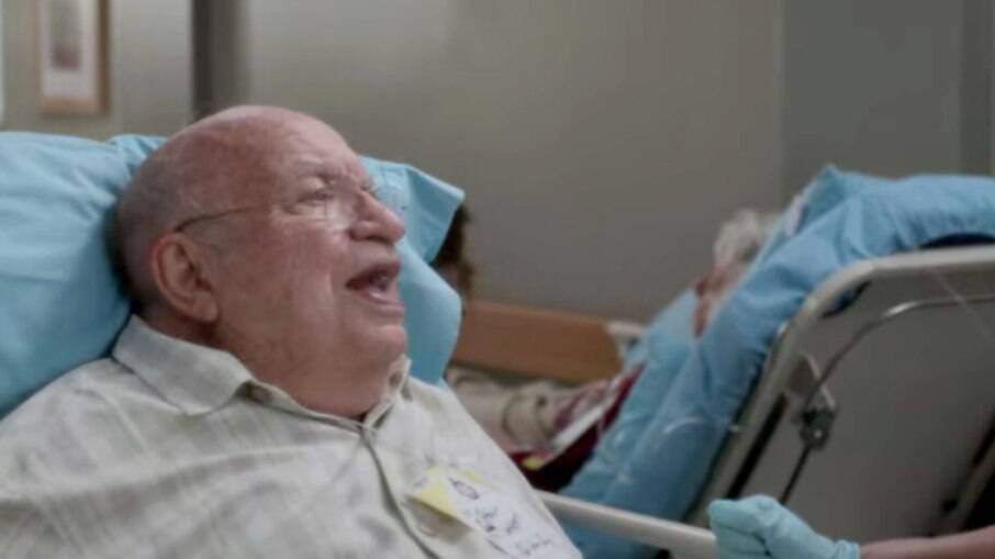 Morre Lou Cutell,  ator de 'Grey's Anatomy' e 'Seinfeld', aos 91 anos