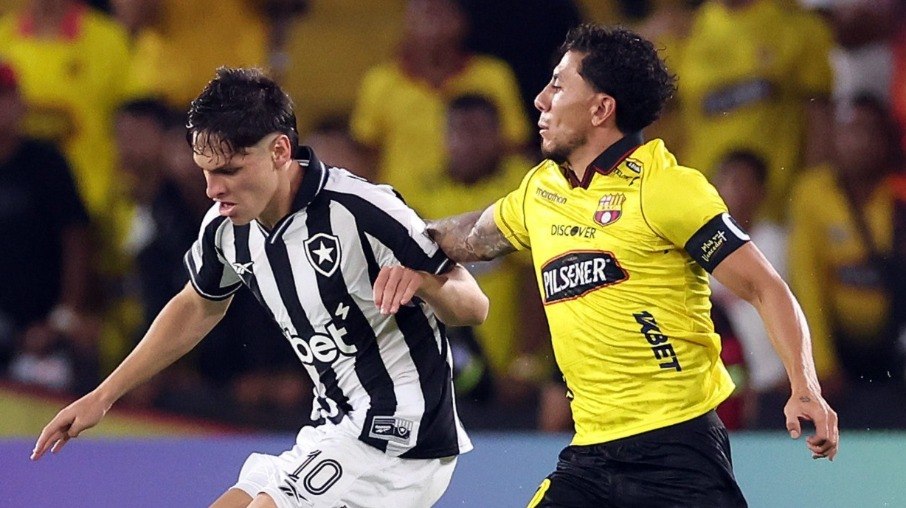 Botafogo e Barcelona-EQU decidem uma vaga na fase de grupos da Libertadores Botafogo e Barcelona-EQU decidem uma vaga na fase de grupos da Libertadores