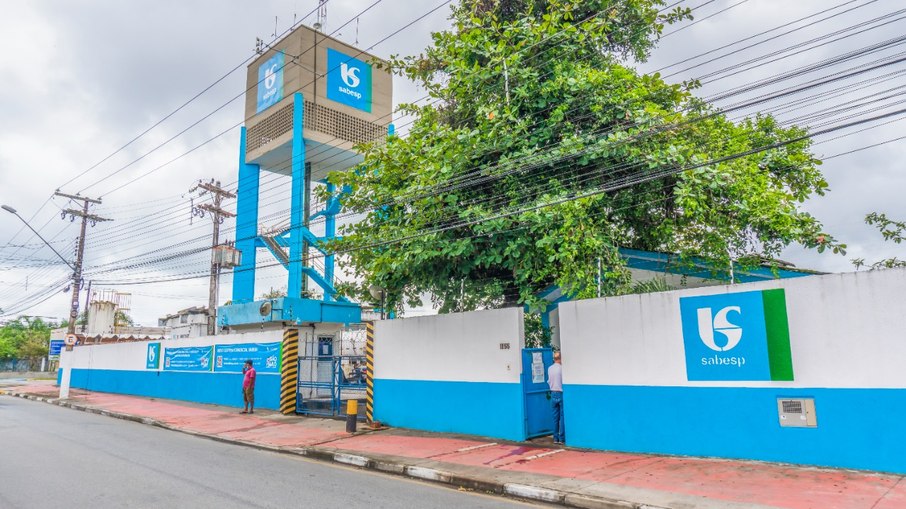 Fachada da Sabesp em Bertioga, no litoral de São Paulo