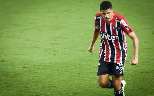 Entenda como Gabriel Sara se tornou peça-chave do São Paulo após boa atuação contra o Santos