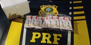 PRF intercepta carga irregular de canetas emagrecedoras em Goiás