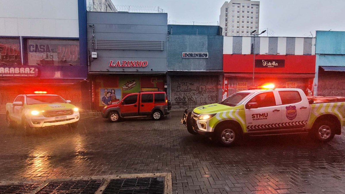 Ele chegou a acessar o calçadão da rua Dom Pedro II, local onde recebeu a ordem de parada.