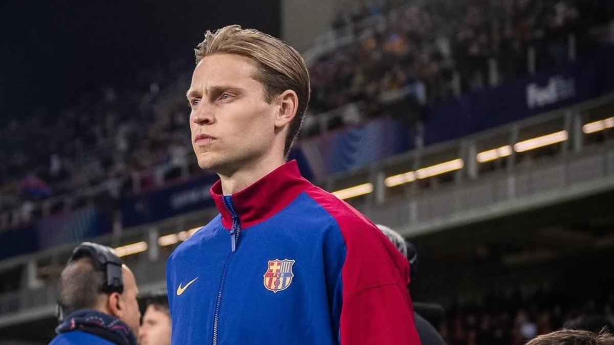 De Jong foi revelado pelo Ajax De Jong foi revelado pelo Ajax