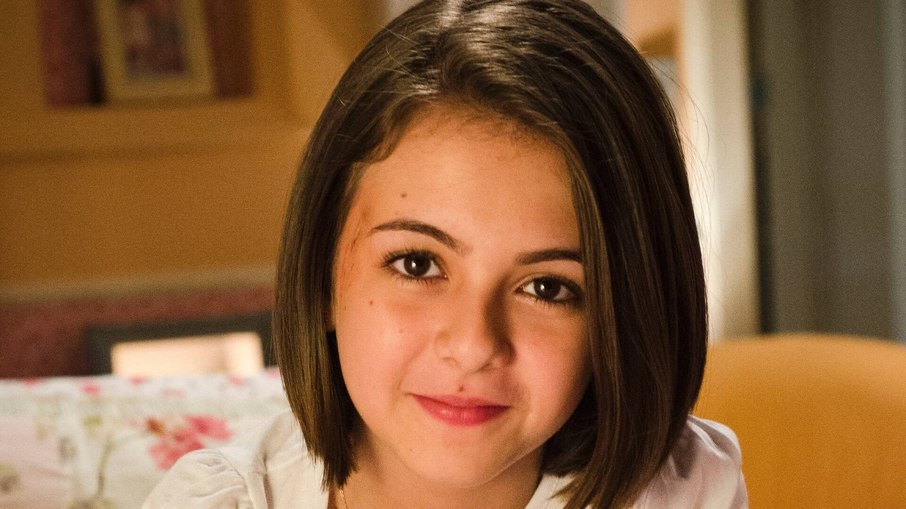 Klara Castanho foi a intérprete de Paulinha, filha da personagem de Paolla Oliveira, Paloma. Klara Castanho foi a intérprete de Paulinha, filha da personagem de Paolla Oliveira, Paloma.