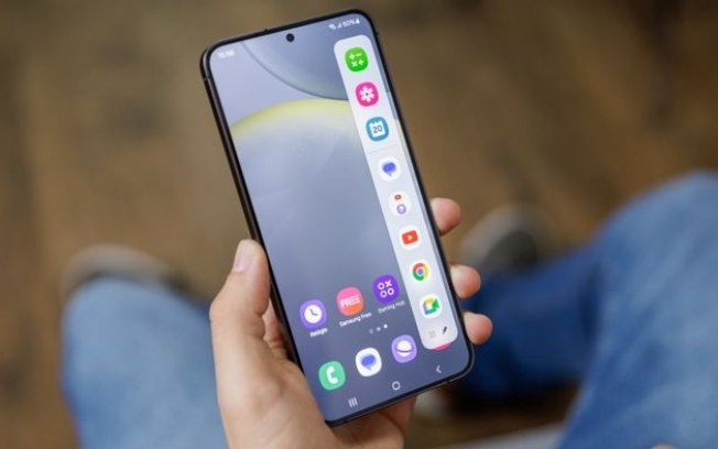 One UI 7 pode ressuscitar opção de gaveta de apps na vertical