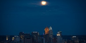Lua Azul rara aparece neste domingo (31) e só volta em 2028