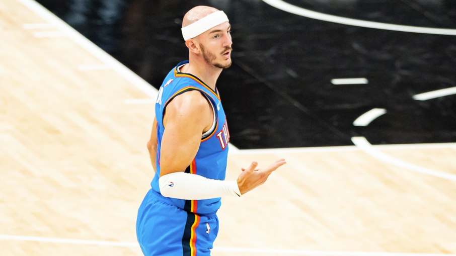 OKC Thunder também estreou com vitória na temporada