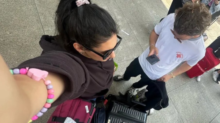 Yasemin Sarli e namorado viralizaram por viagem longa Yasemin Sarli e namorado viralizaram por viagem longa
