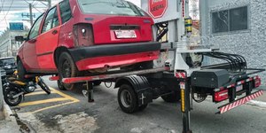SP: guincho que reboca carro em 1 minuto chama atenção nas redes