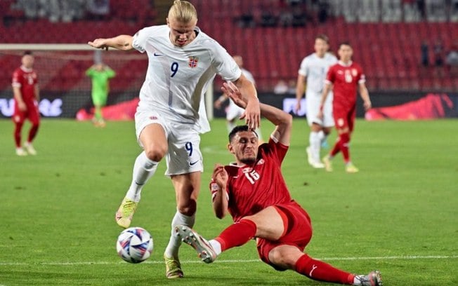 Haaland marca, e Noruega estreia com vitória sobre a Sérvia na Liga das Nações
