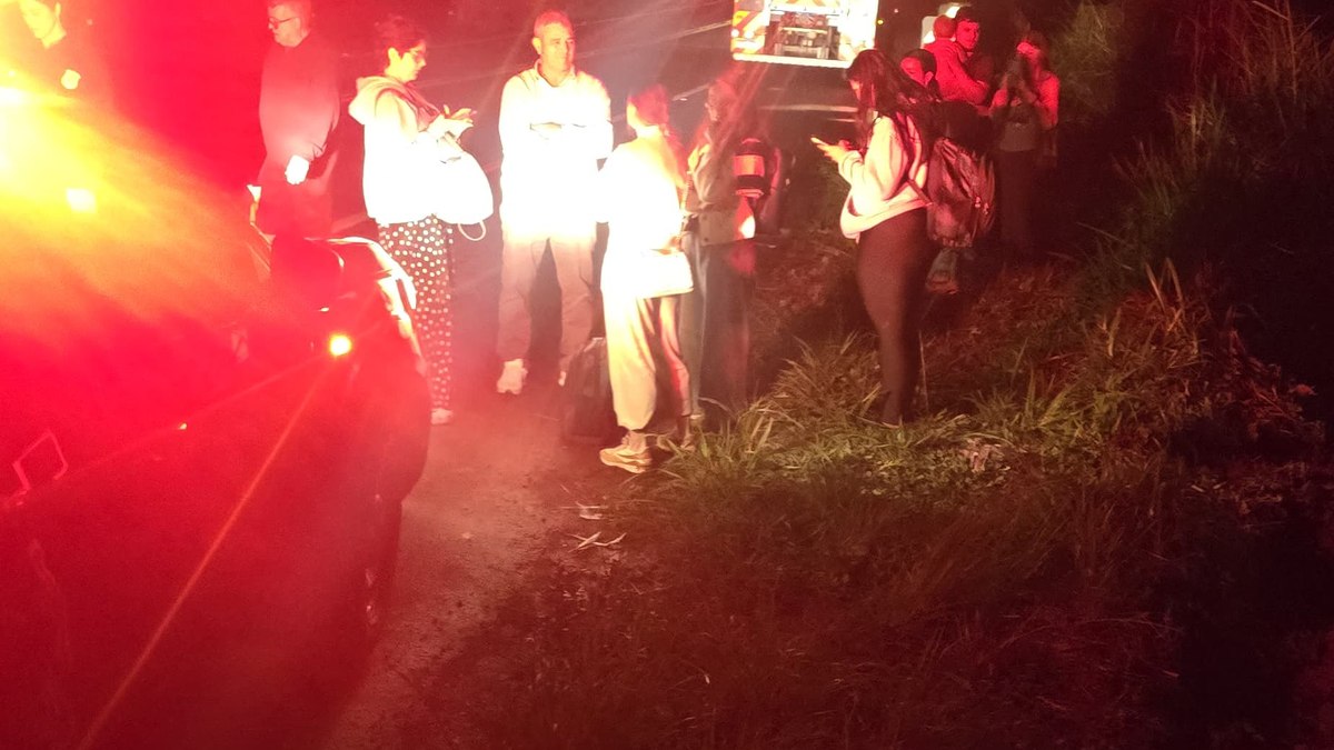 Operação de resgate envolveu o Corpo de Bombeiros, Samu e Polícia Rodoviária Federal