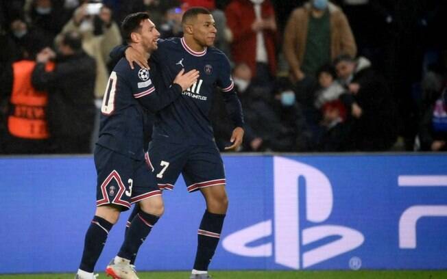 Mbappé exalta Messi após vitória do PSG sobre o Club Brugge: 'É o melhor jogador do mundo'