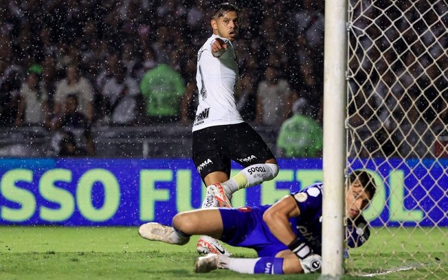 VÍDEO: os melhores momentos da vitória de virada do Corinthians sobre o Vasco pelo Brasileirão