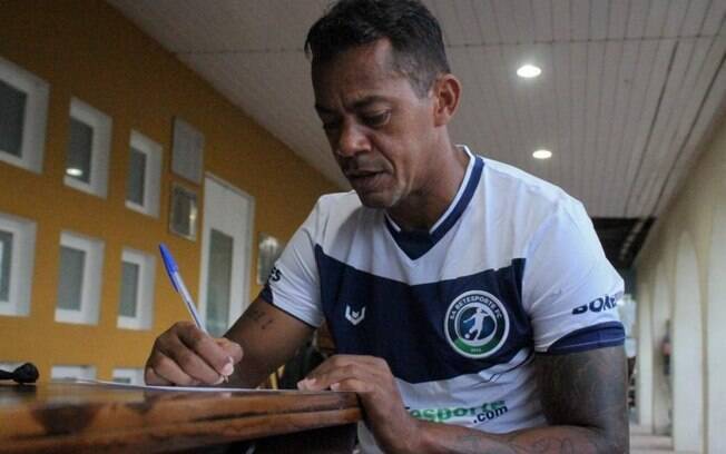 Marcelinho Paraíba acerta com SA Betesporte para disputa da Liga Nacional de Fut7