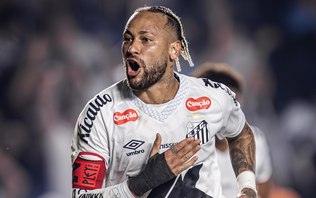 Neymar dá a vitória ao Santos e ganha elogios de jornais europeus